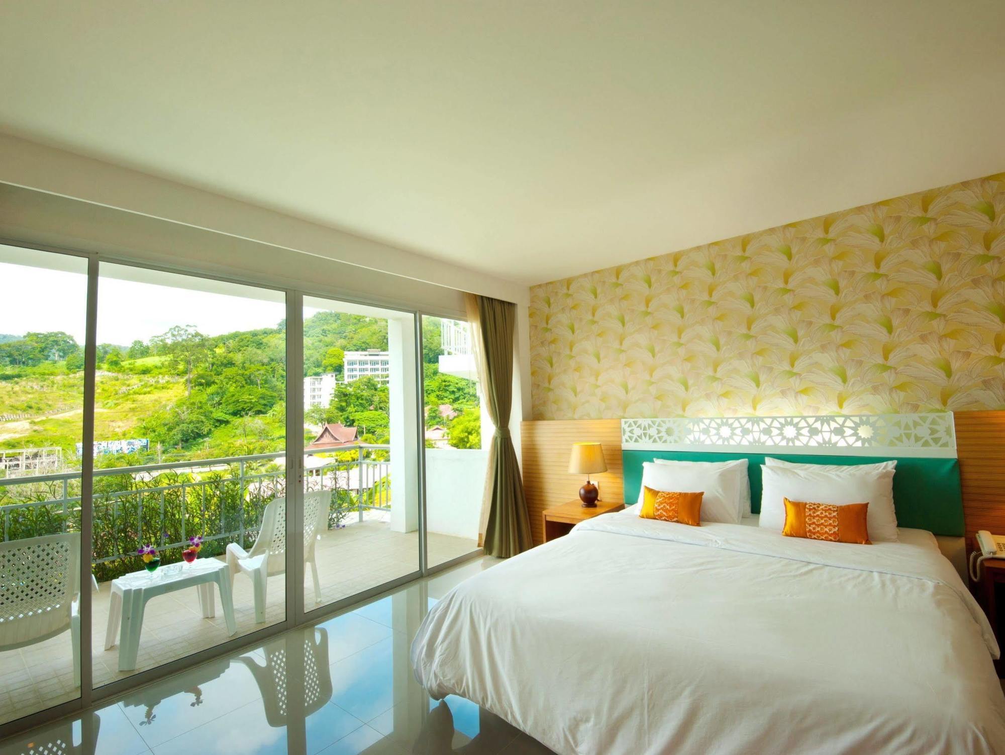 Ps Hill Resort Phuket Patong - Sha Plus Esterno foto