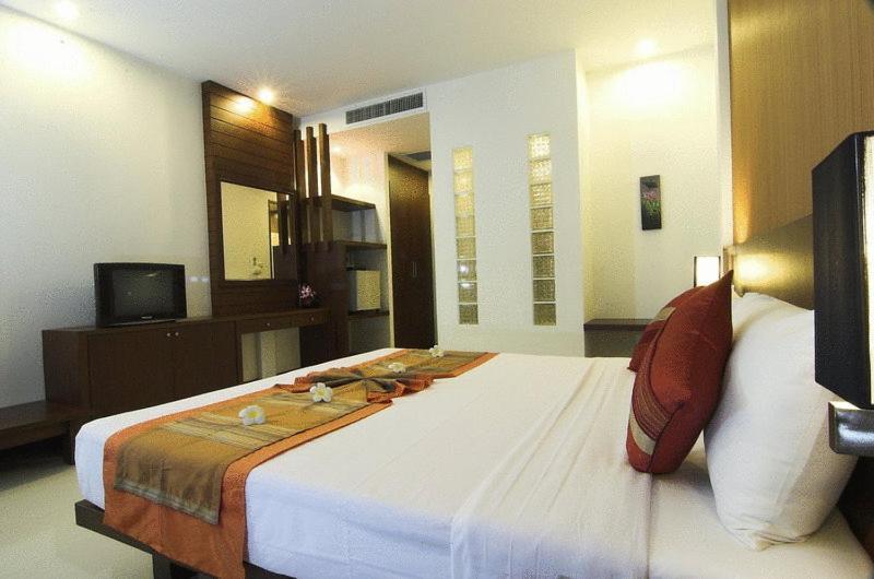 Ps Hill Resort Phuket Patong - Sha Plus Esterno foto